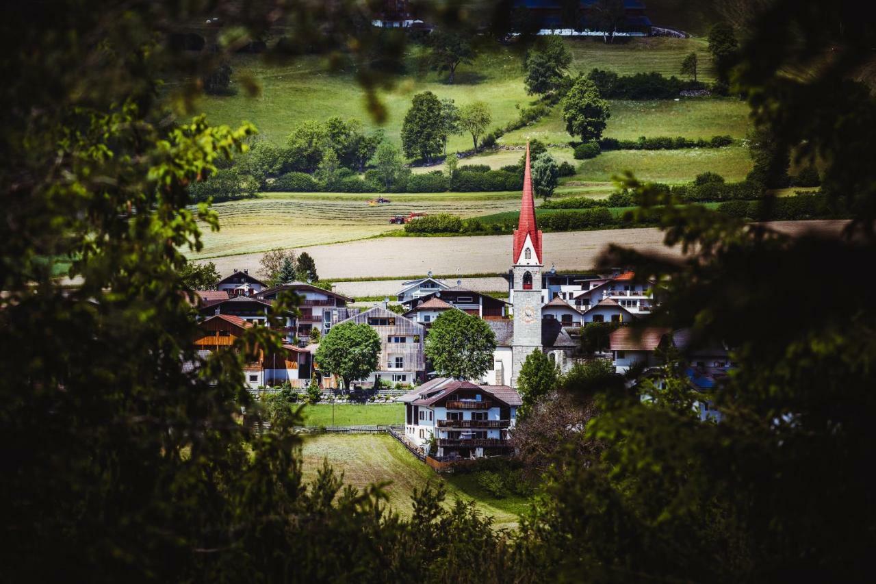 Gourmet - Boutique Hotel Tanzer Falzes Bagian luar foto
